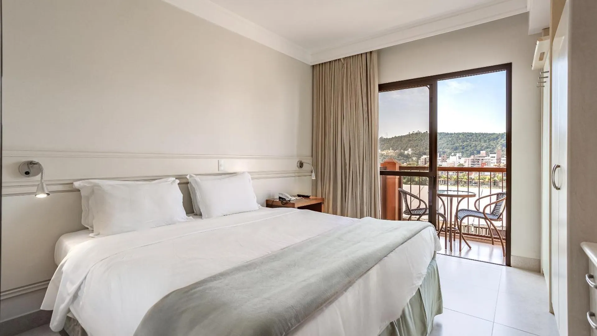 Hotel-Studio-Apartamento Em Jurere Beach Village - フロリアノポリス 0*,  ブラジル